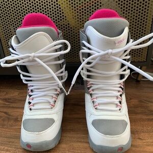 Burton Coco Phantom Women's Lace Up Snowboard Boots Size 7 US - White/Gray/Pink